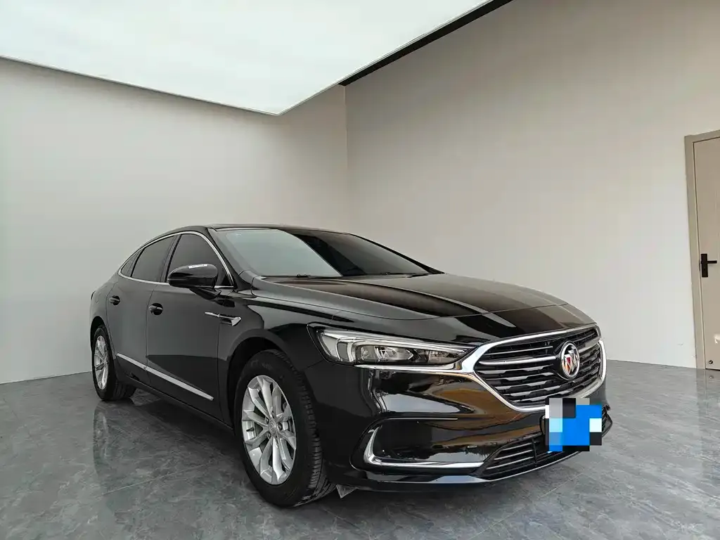 Buick LaCrosse 2023 из CN, фото 2