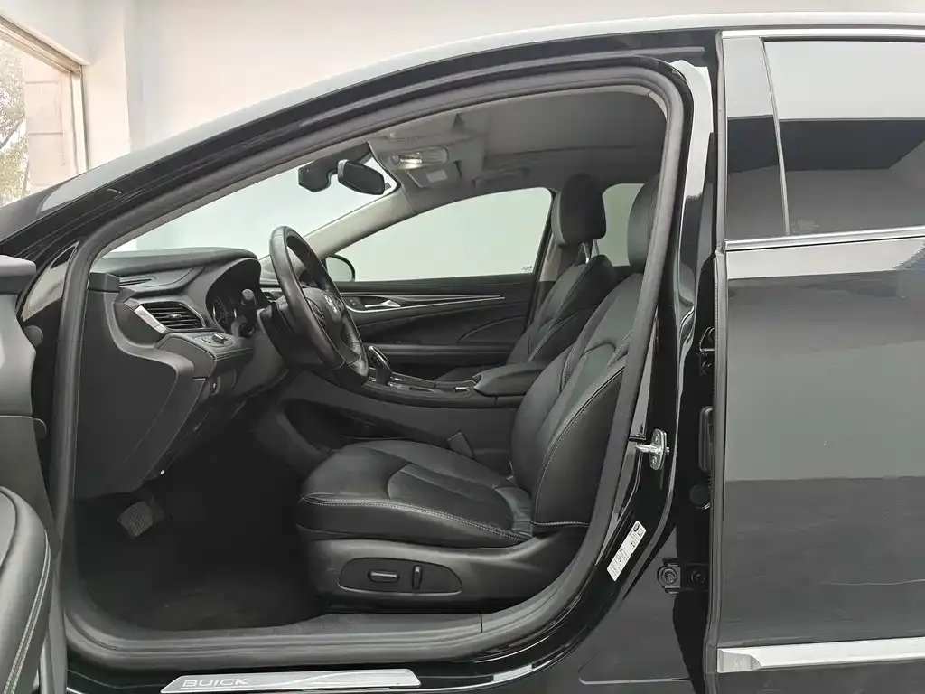 Buick LaCrosse 2023 из CN, фото 10