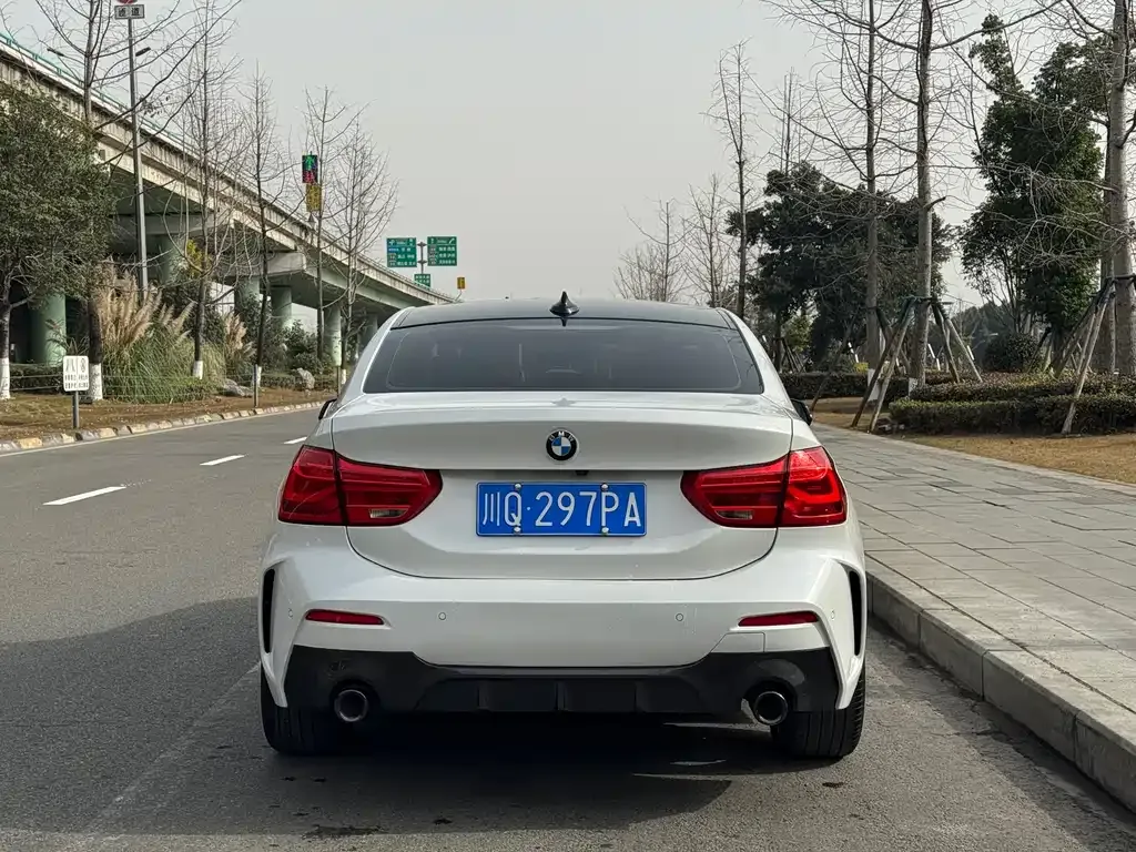 BMW 1 Series 2021 из CN, фото 3