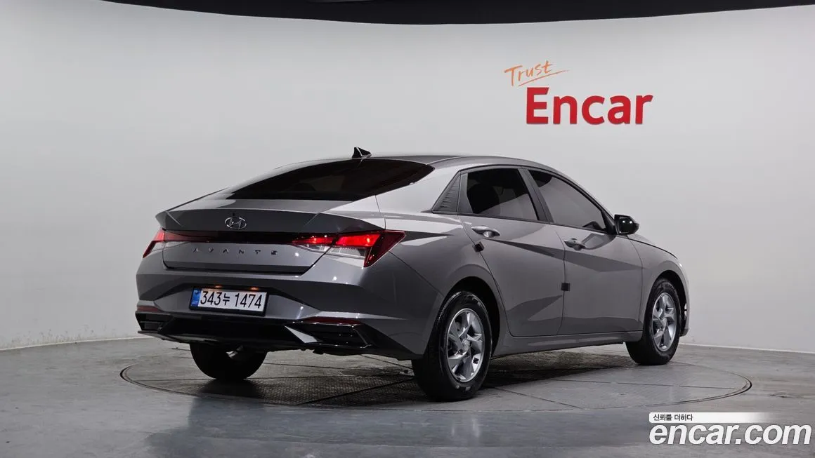 Hyundai AVANTE — фото 2