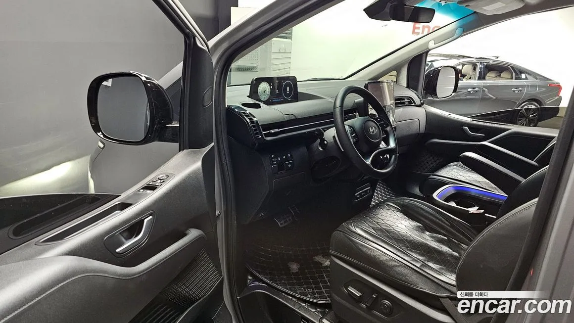 Hyundai Staria 2025 из KR, фото 6