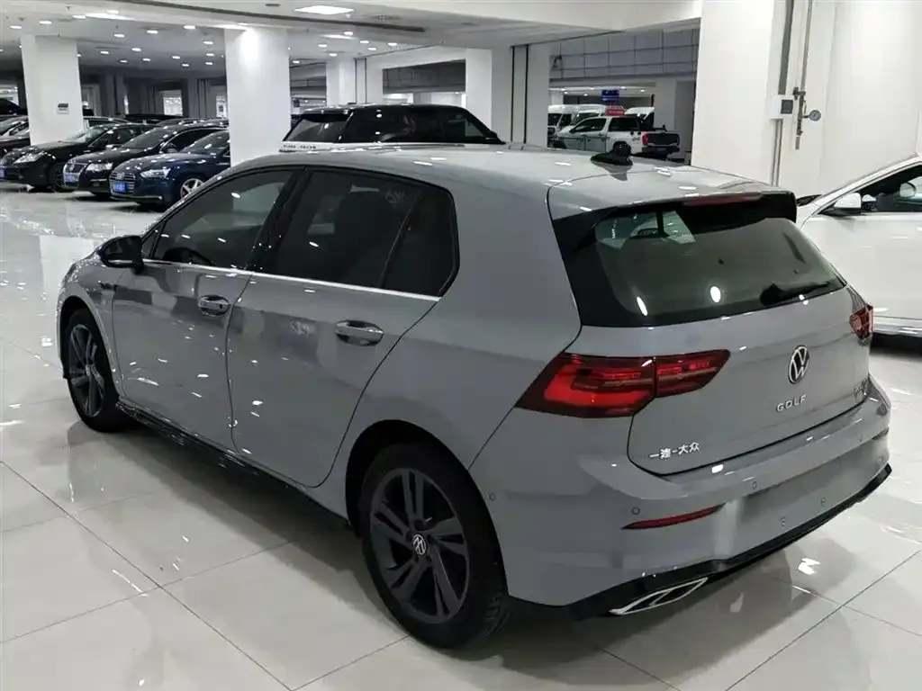 Volkswagen Golf 2022 из CN, фото 10