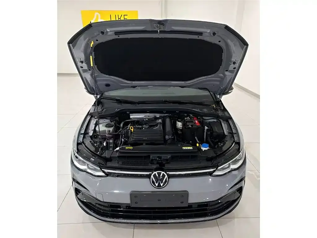 Volkswagen Golf 2022 из CN, фото 5