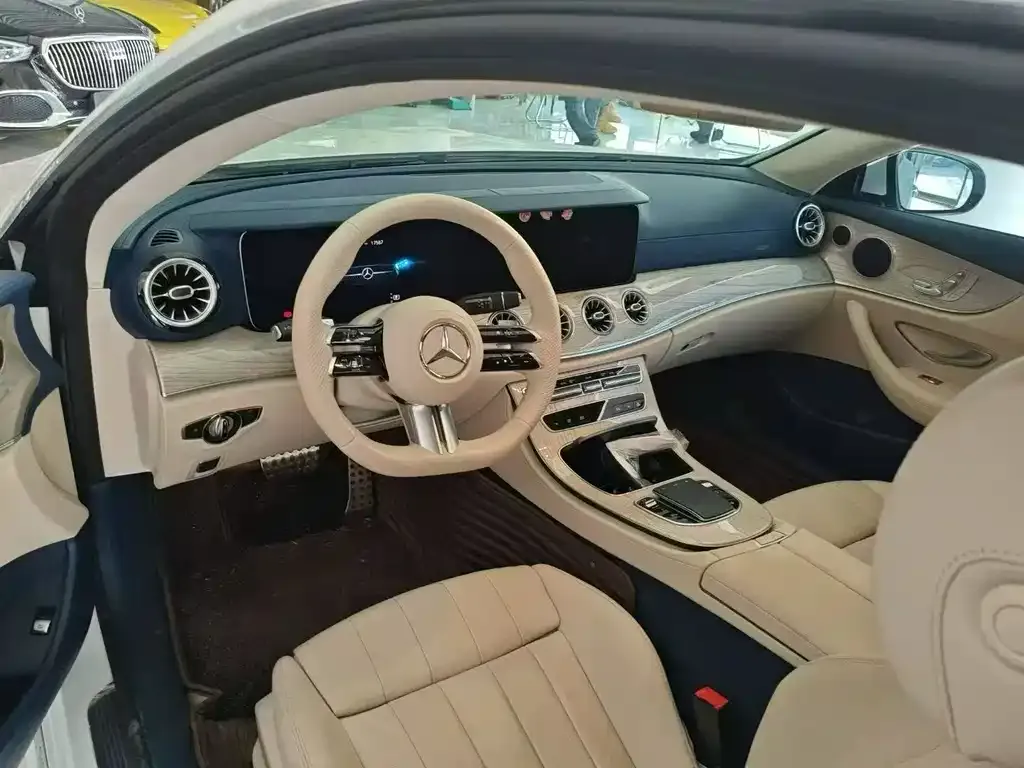 Mercedes-Benz E-Class (Import) 2024 из CN, фото 3