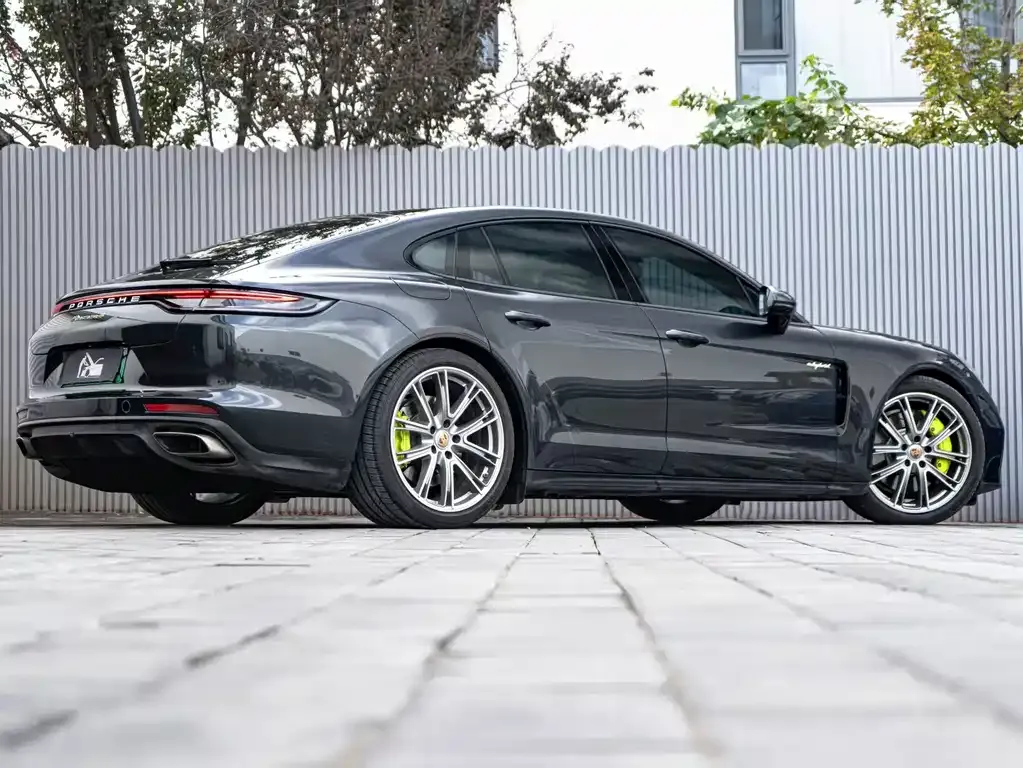 Porsche Panamera Hybrid 2022 из CN, фото 10