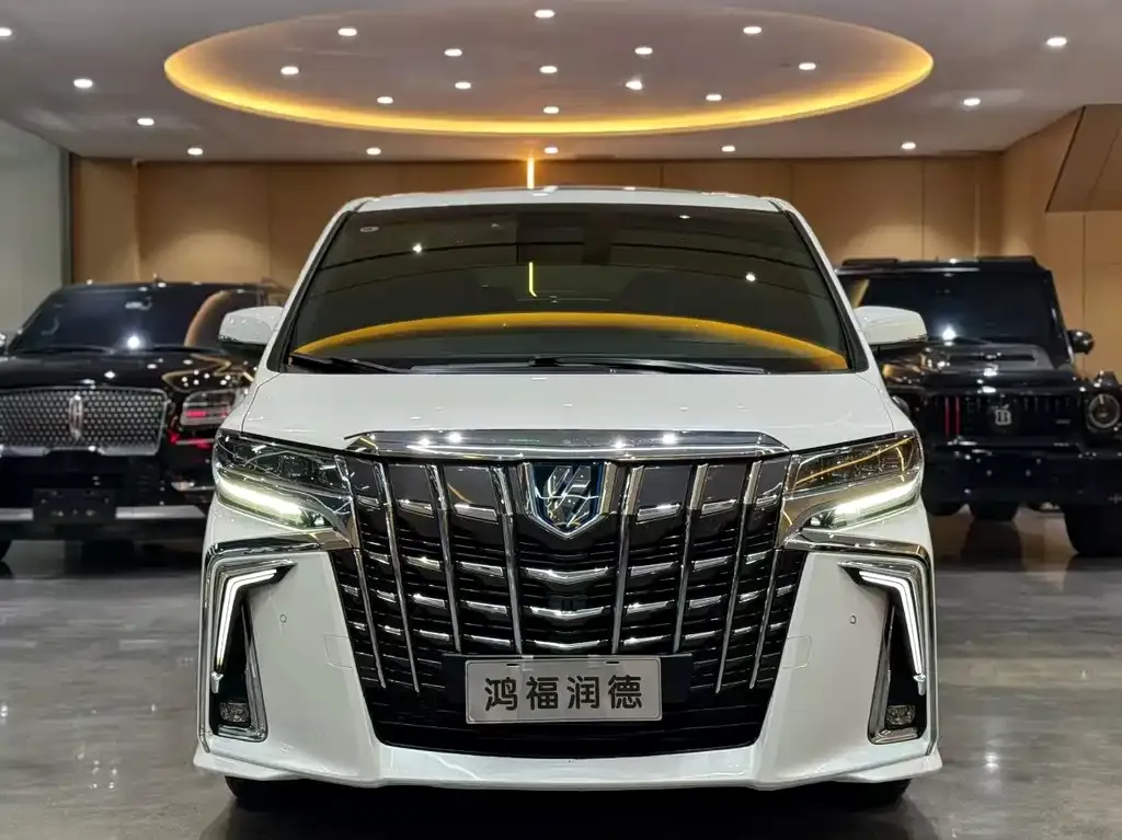 Toyota Alphard 2021 из CN, фото 1