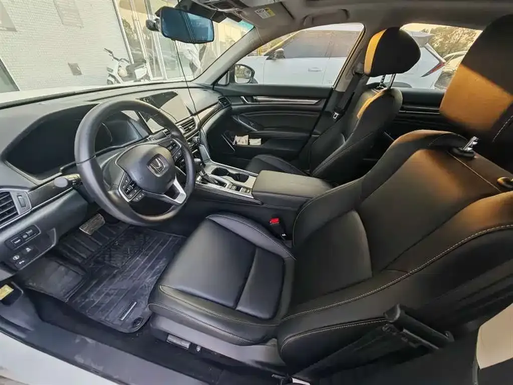 Honda Accord 2023 из CN, фото 7