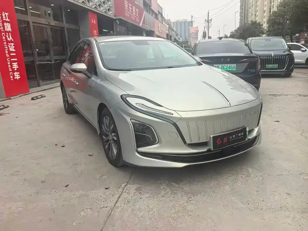 Hongqi E-QM5 2023 из CN, фото 2
