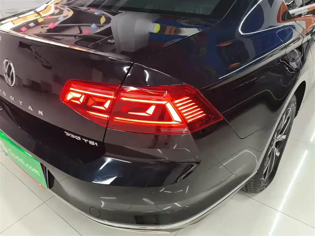 Volkswagen Magotan 2021 из CN, фото 8