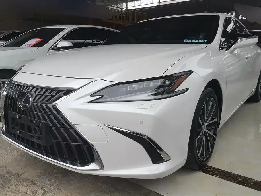 Lexus ES 2022 из CN, фото 1