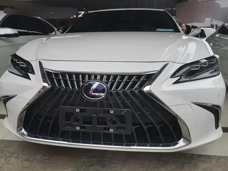 Lexus ES 2022 из CN, фото 8