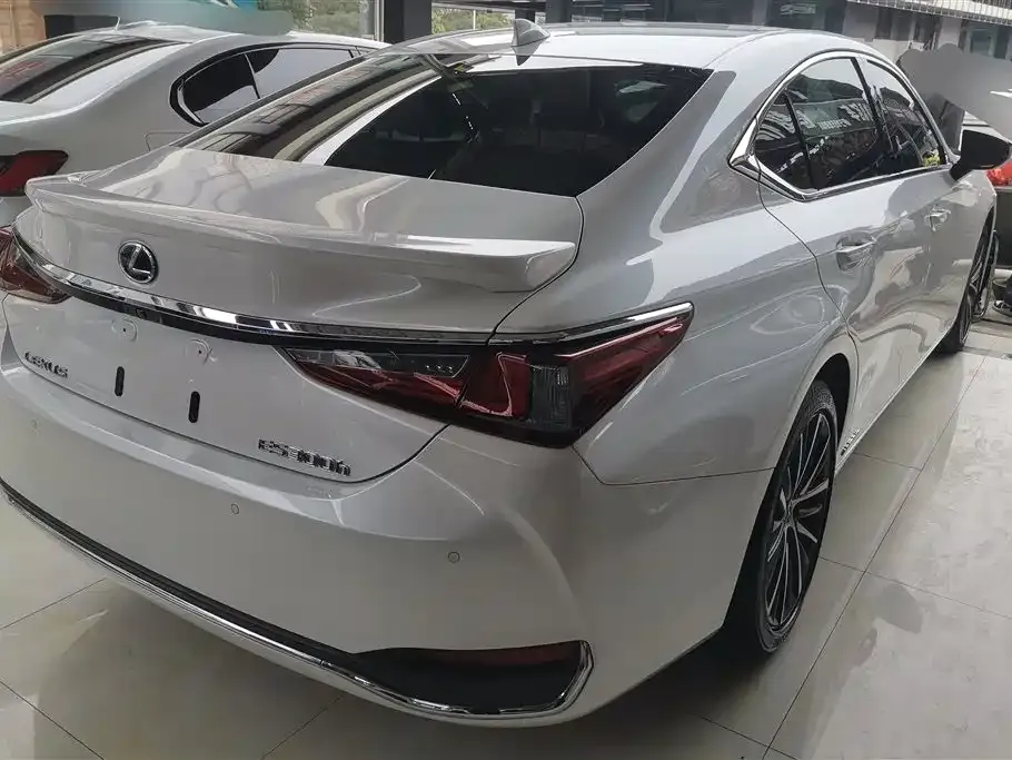 Lexus ES 2022 из CN, фото 9