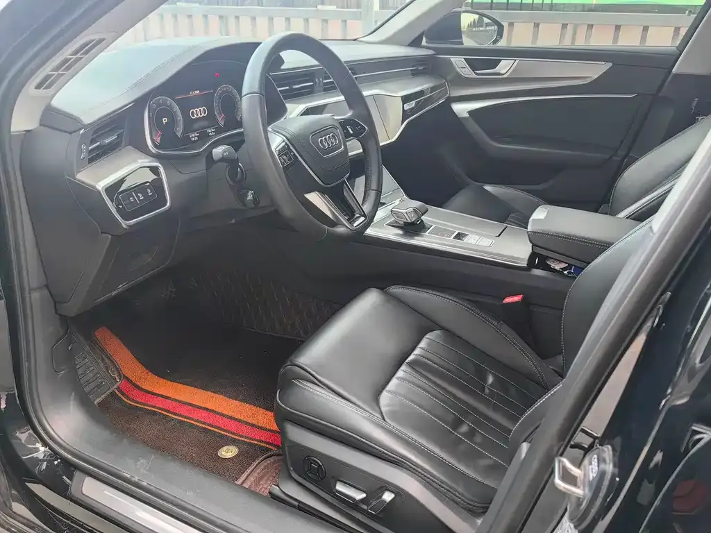 Audi A6L 2024 из CN, фото 9