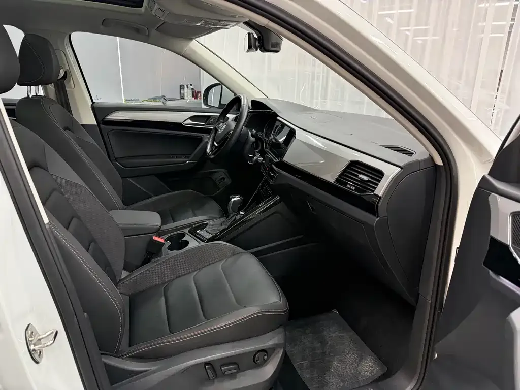 Volkswagen Tayron 2022 из CN, фото 8