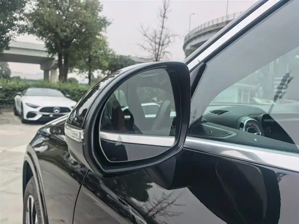 Mercedes-Benz GLC PHEV 2025 из CN, фото 8