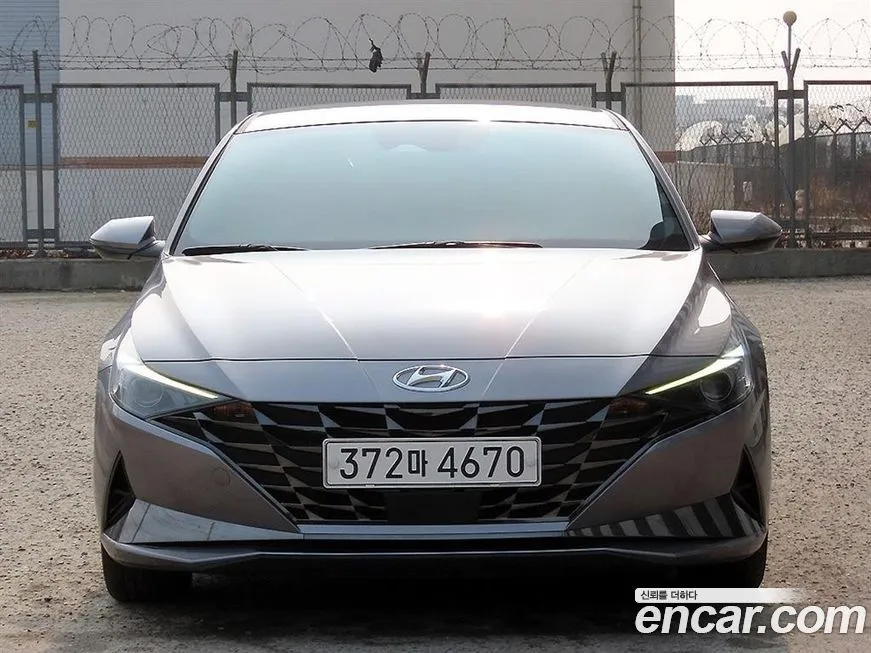 Hyundai AVANTE — фото 3