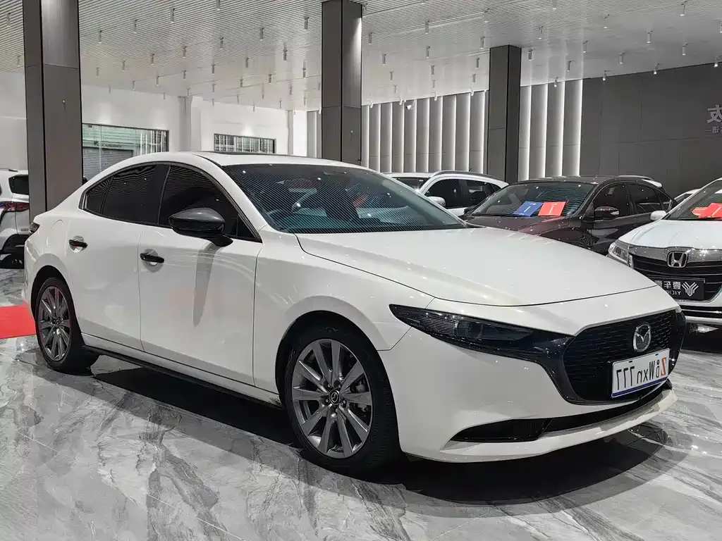 Mazda 3 Axela 2022 из CN, фото 7