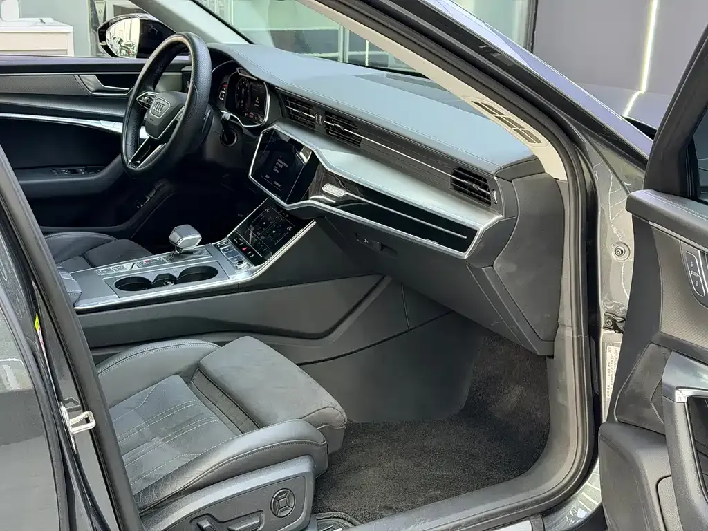 Audi A6 (Import) 2024 из CN, фото 9