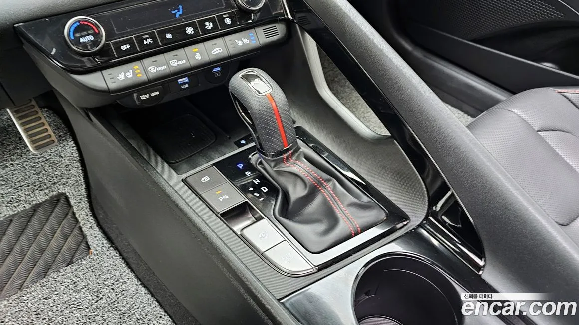 Hyundai AVANTE — фото 8