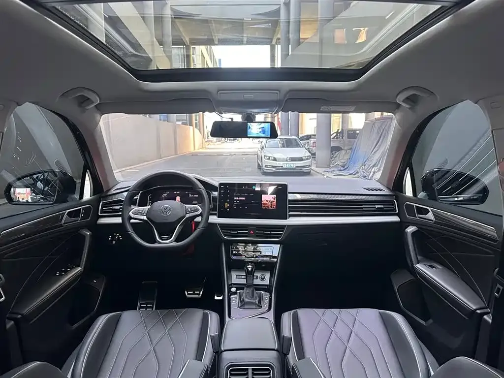 Volkswagen Tiguan L 2025 из CN, фото 8