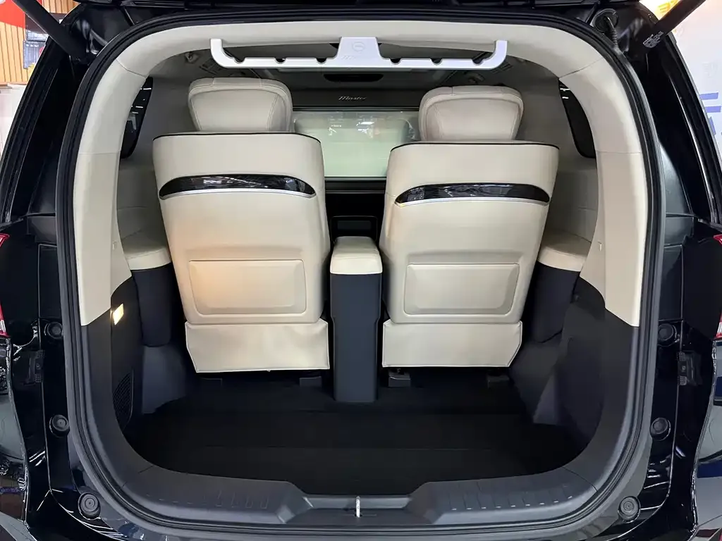 GAC Motor Trumpchi M8 — фото 6