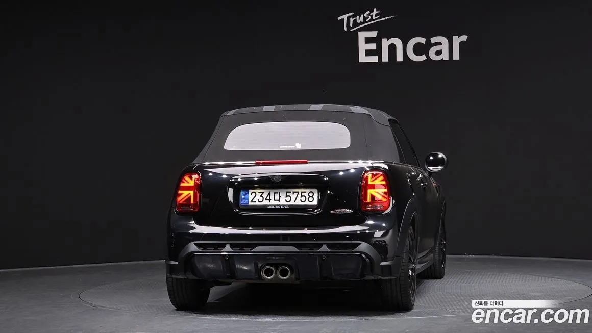 Mini Cooper Convertible 2024 из KR, фото 7