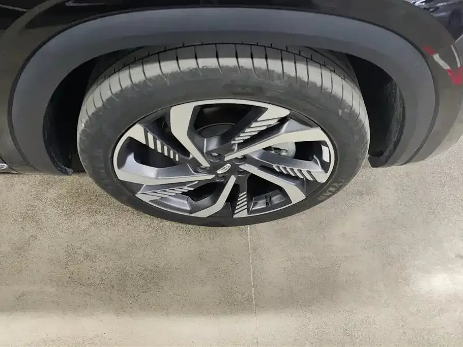 Geely Xingyue L 2023 из CN, фото 10