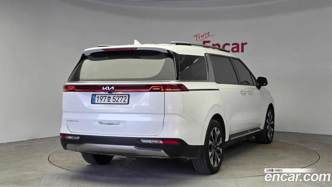 Kia Carnival 2022 из KR, фото 2