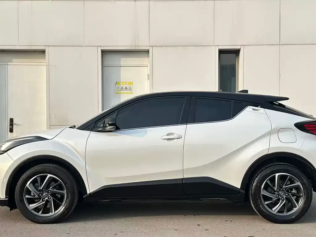 Toyota C-HR 2021 из CN, фото 3