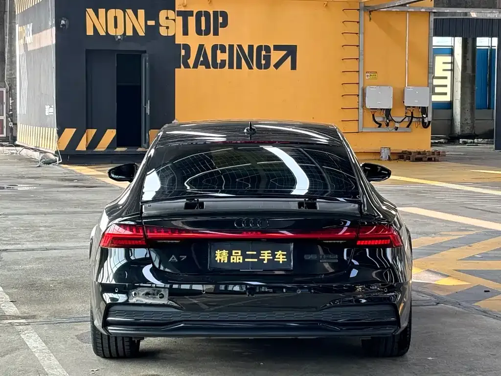 Audi A7 2022 из CN, фото 10