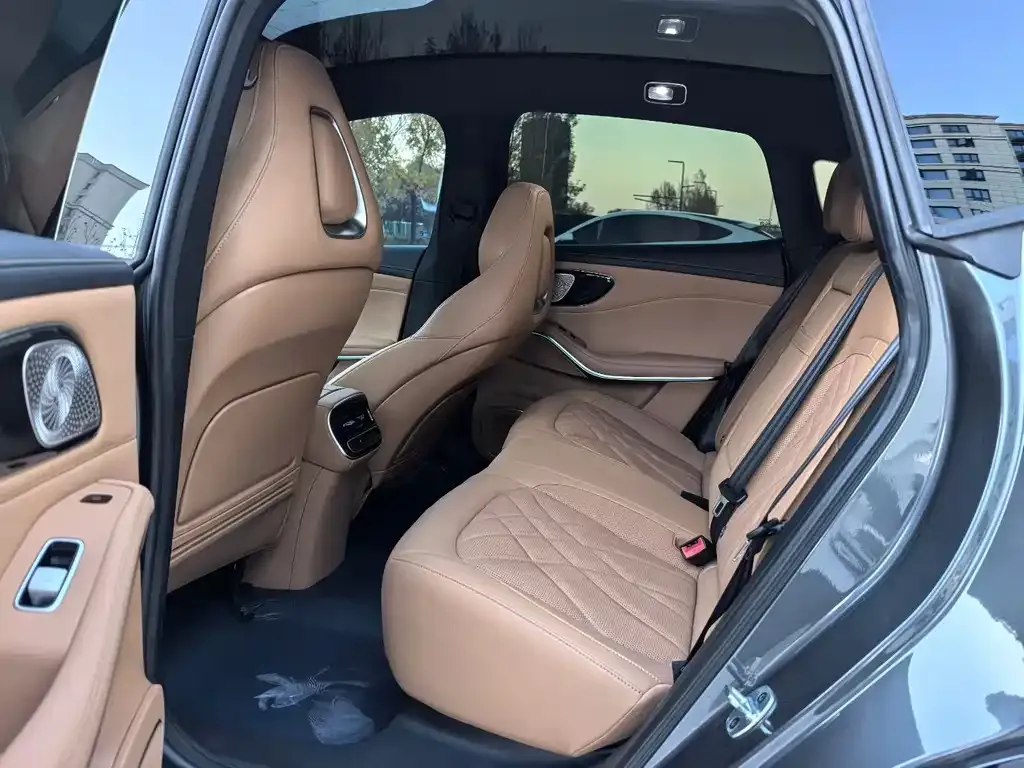 Roewe Feifan R7 2023 из CN, фото 3