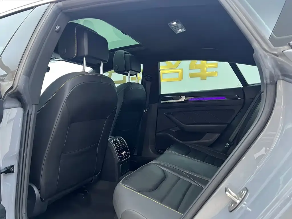 Volkswagen CC 2022 из CN, фото 3