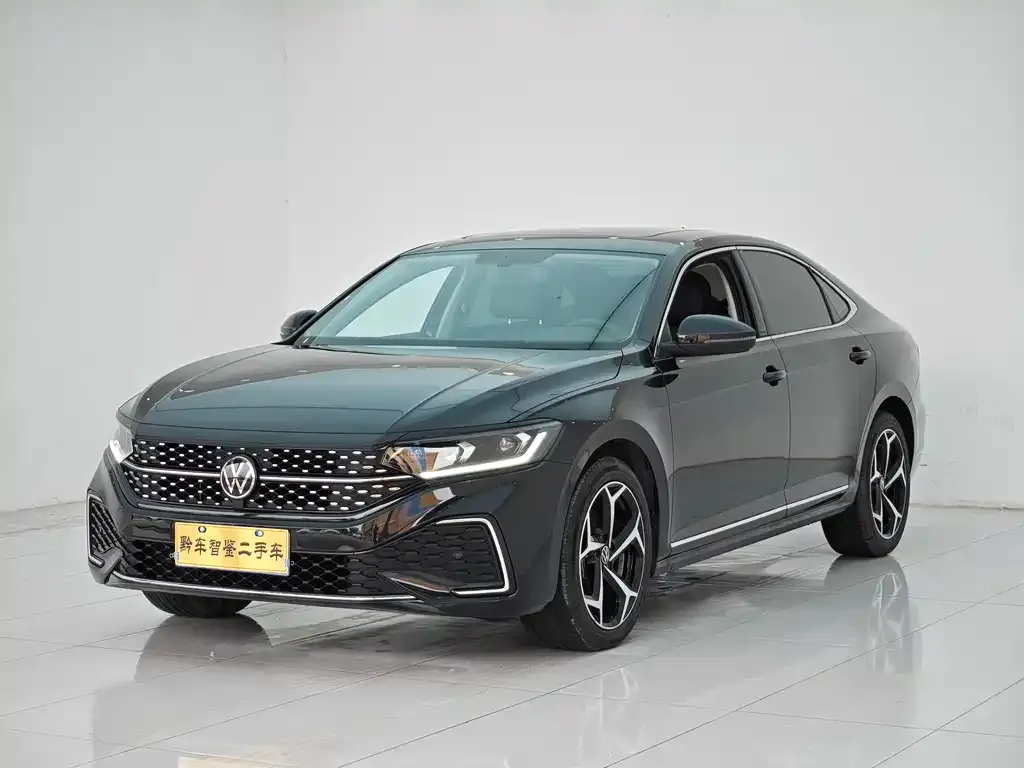 Volkswagen Passat 2024 из CN, фото 1