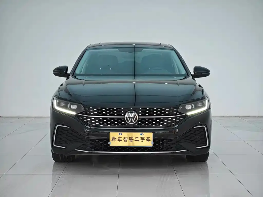 Volkswagen Passat 2024 из CN, фото 2