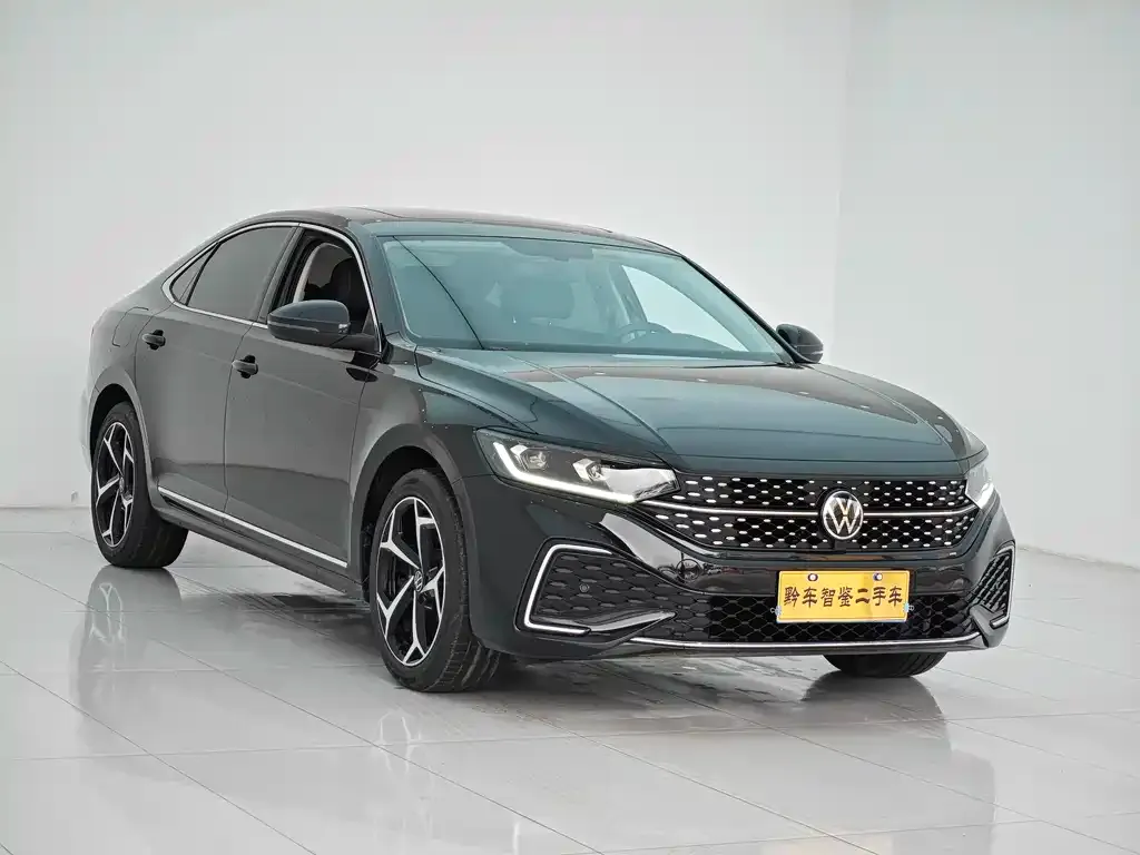 Volkswagen Passat 2024 из CN, фото 4