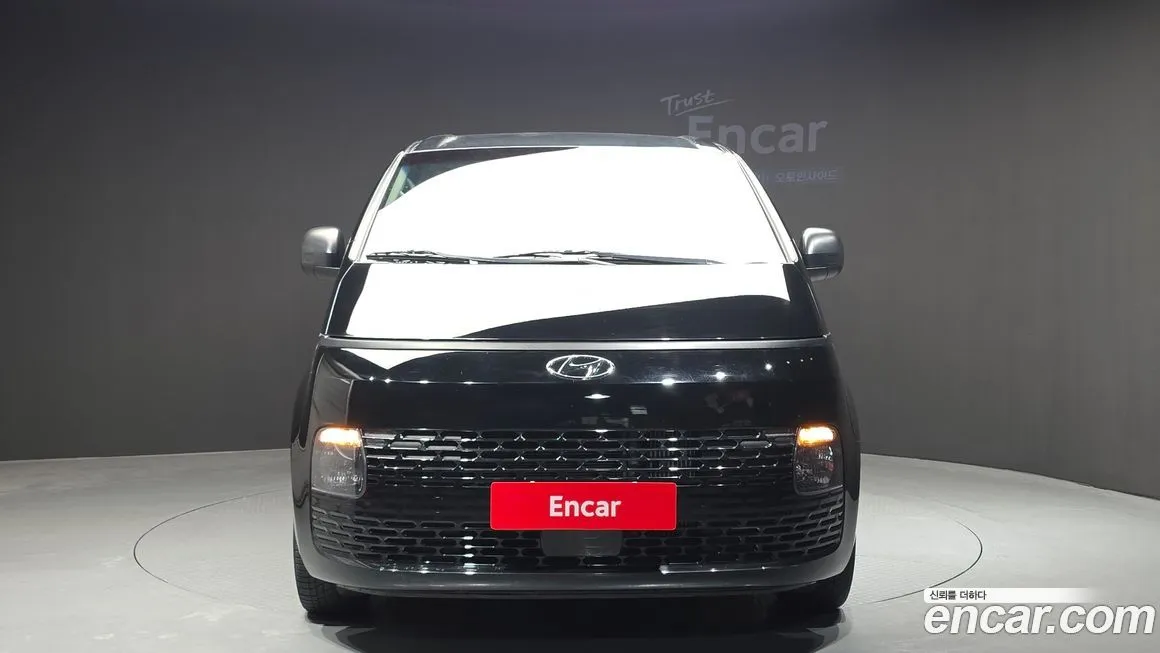 Hyundai Staria 2023 из KR, фото 3