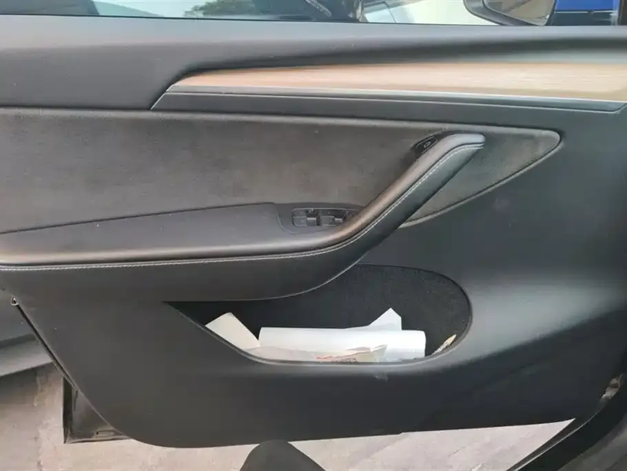 Tesla Model Y 2022 из CN, фото 8