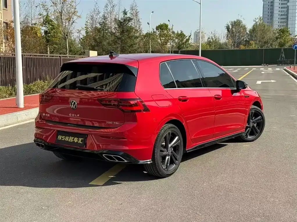 Volkswagen Golf 2022 из CN, фото 10