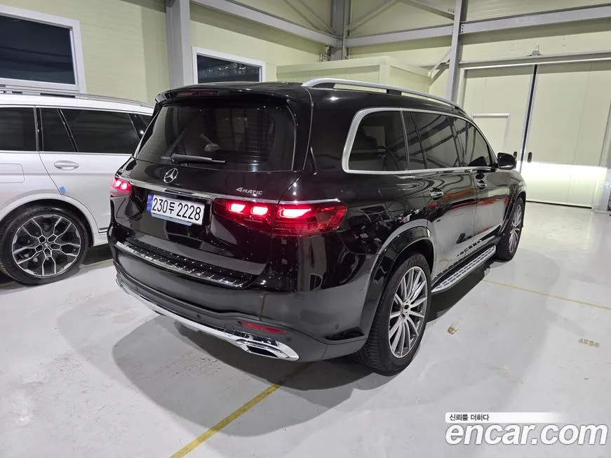 Mercedes-Benz GLS-Class — фото 9