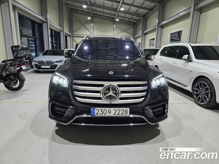 Mercedes-Benz GLS-Class — фото 6