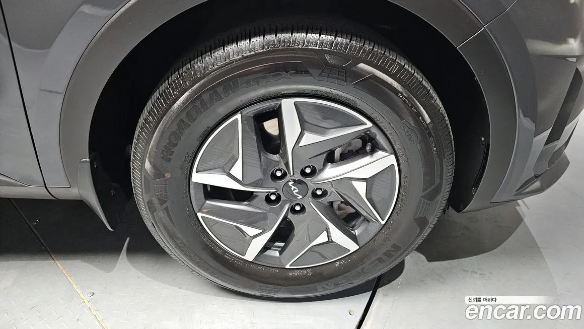 Kia Sorento — фото 8