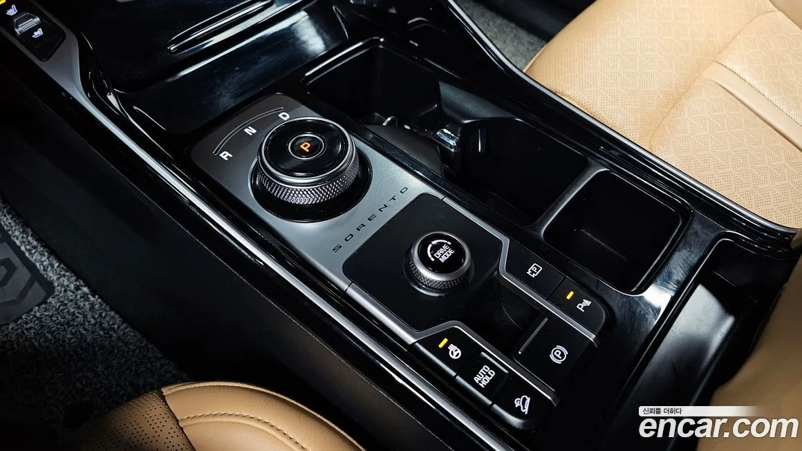 Kia Sorento — фото 9