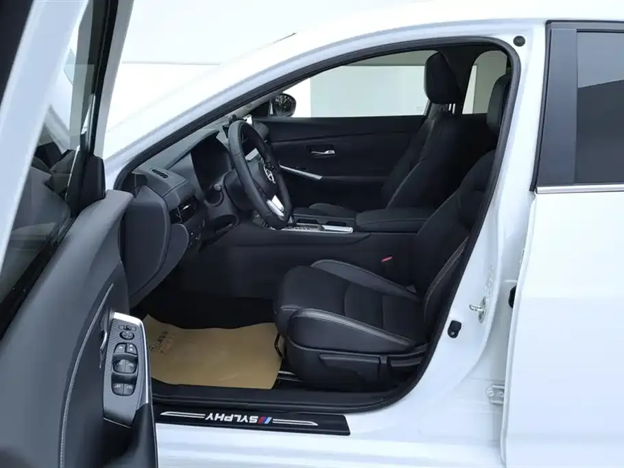 Nissan Sylphy 2024 из CN, фото 4