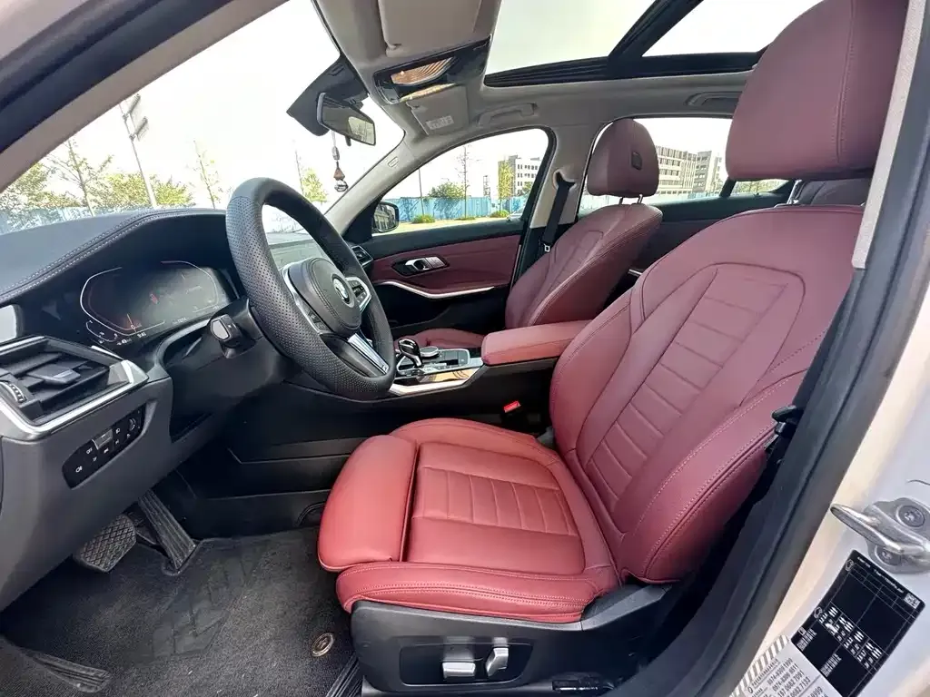 BMW 3 Series 2021 из CN, фото 5