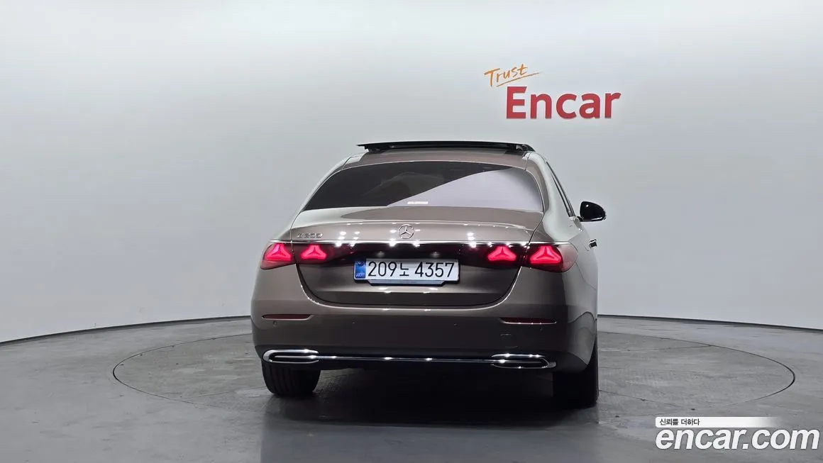 Mercedes-Benz E-Class 2025 из KR, фото 5