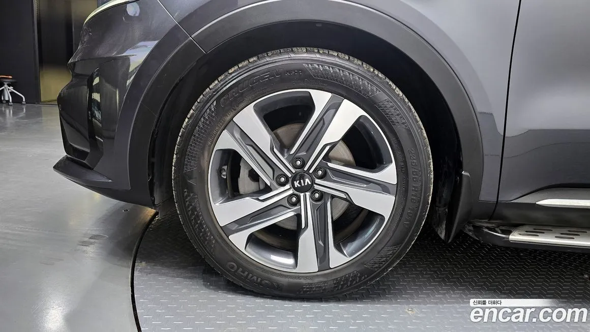 Kia Sorento — фото 4