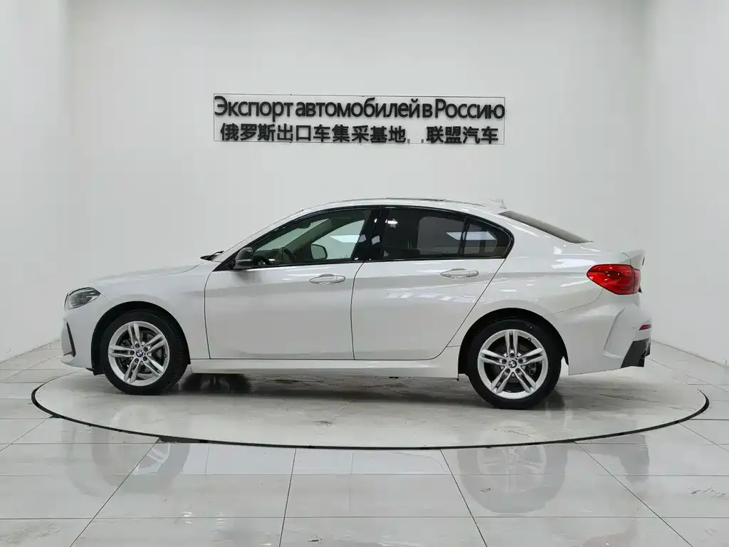 BMW 1 Series 2022 из CN, фото 6