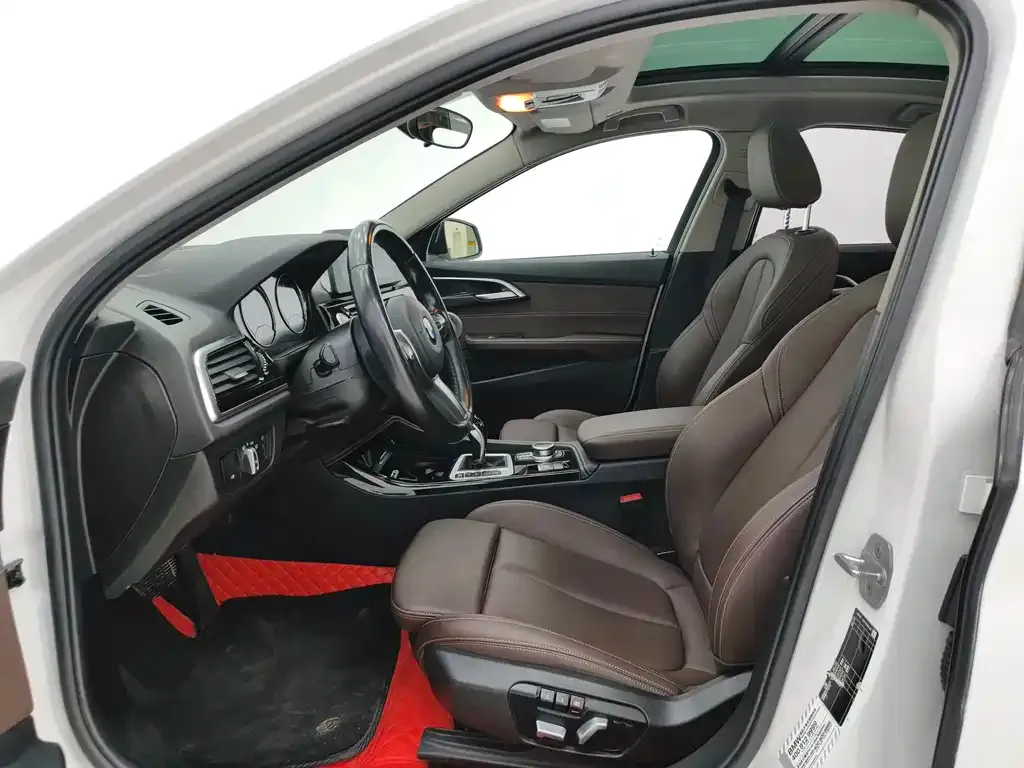BMW 1 Series 2022 из CN, фото 8