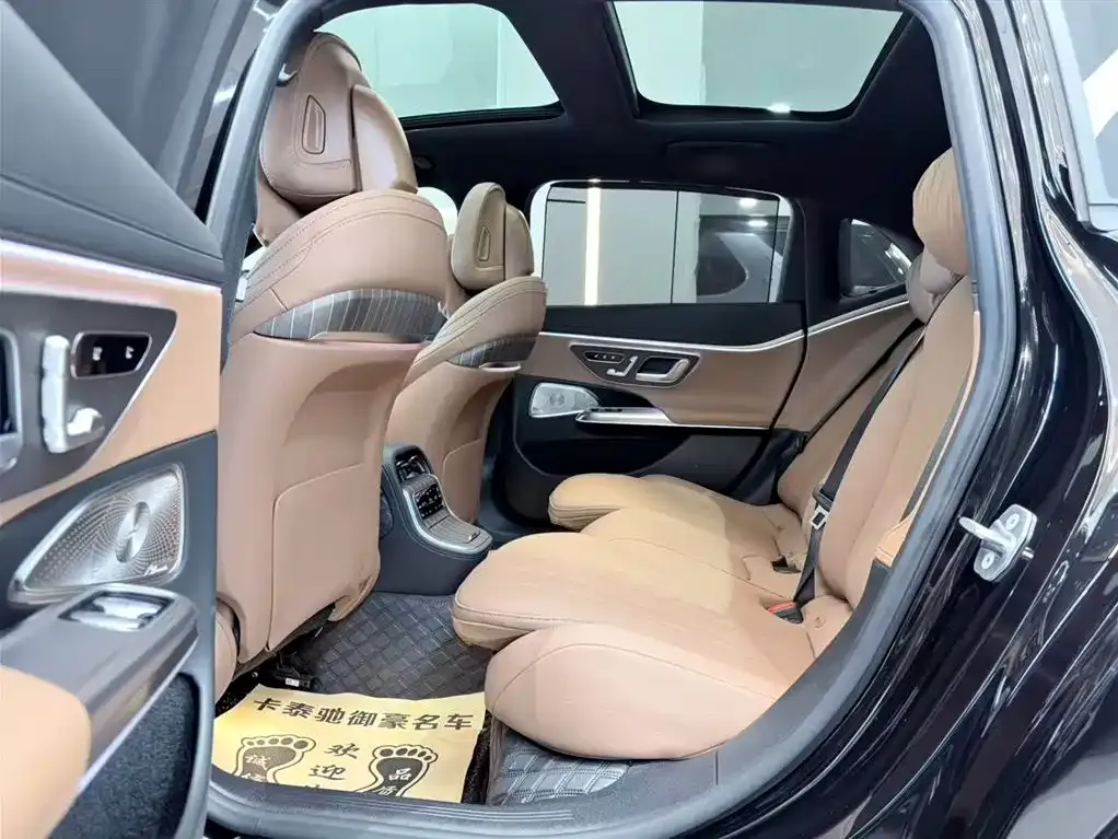 Mercedes-Benz E-Class 2025 из CN, фото 3