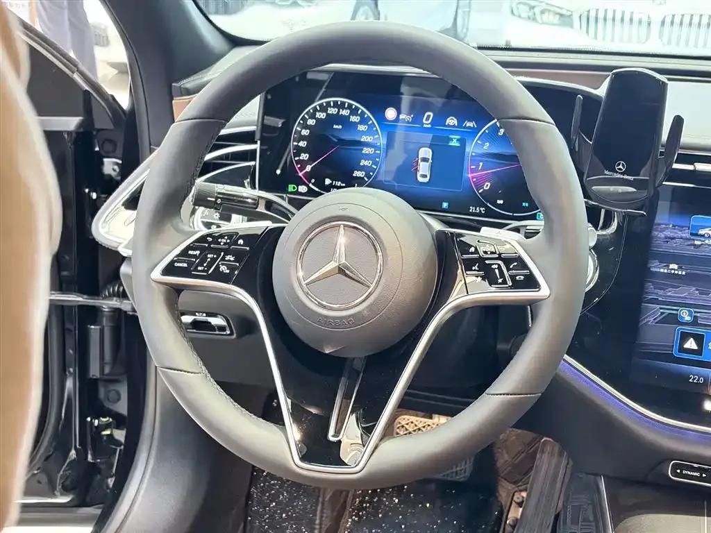Mercedes-Benz E-Class 2025 из CN, фото 5